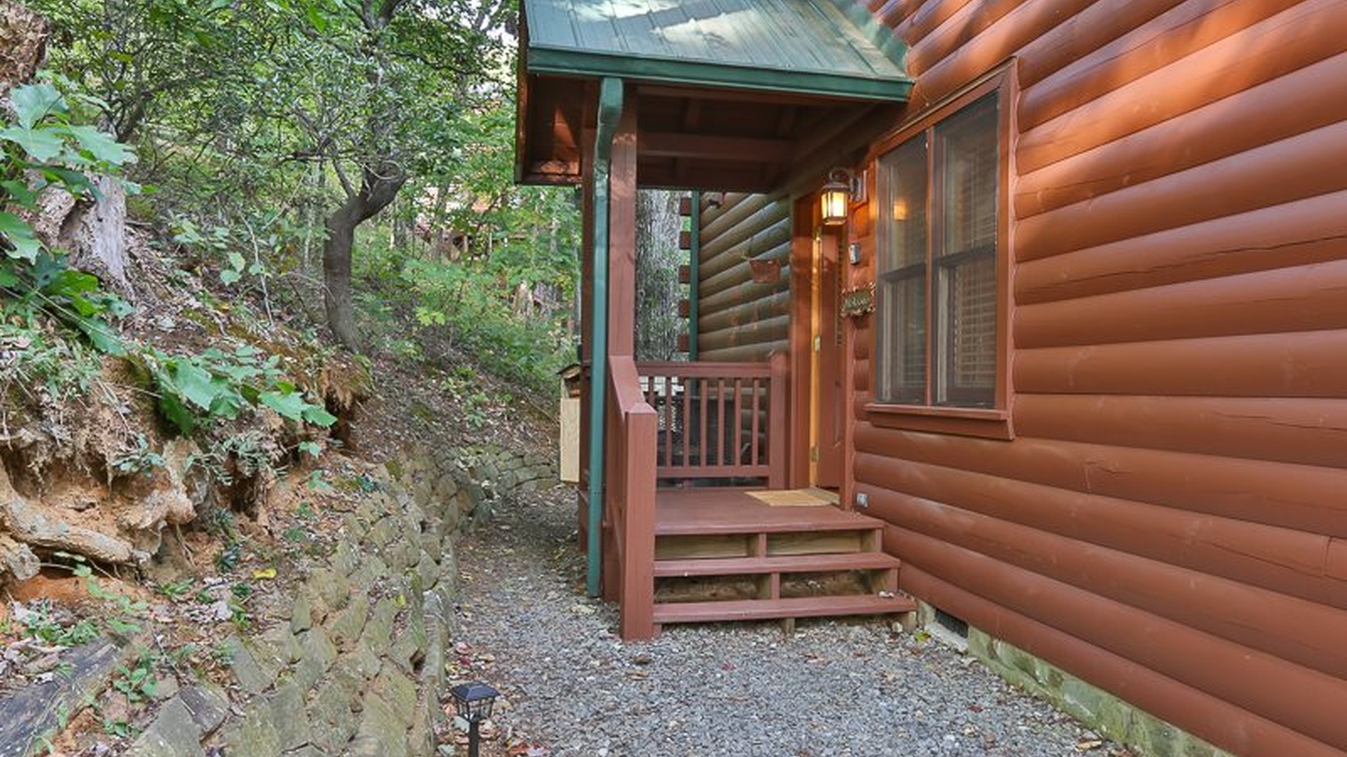 The front entrance welcomes you in after the last stretch of mountain road.